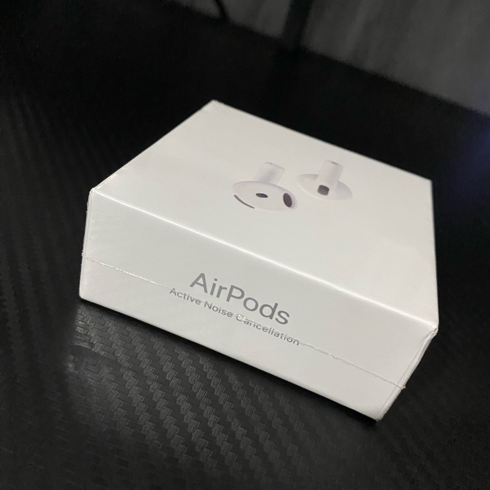 Apple AirPods 4 with Active Noise Cancellation (ANC) BRAND NEW SEALED - Picture 3 of 4